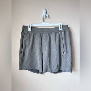 Men’s Lululemon Light Grey Shorts Size Large